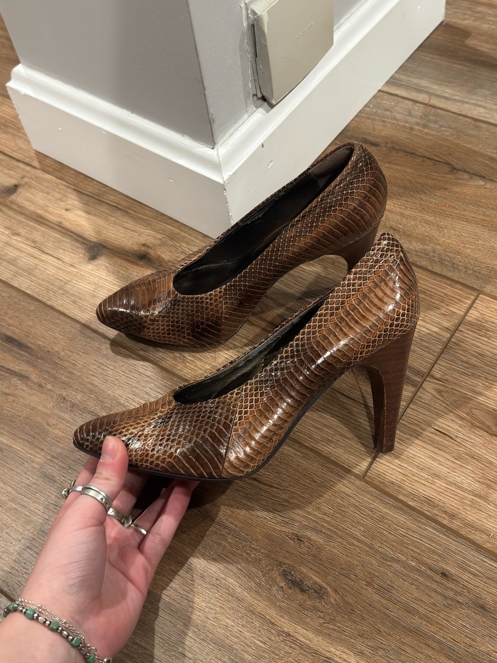 B. MAKOWSKY Vintage 2000s Y2k Western Brown Genuine Snakeskin Heels | Size 6